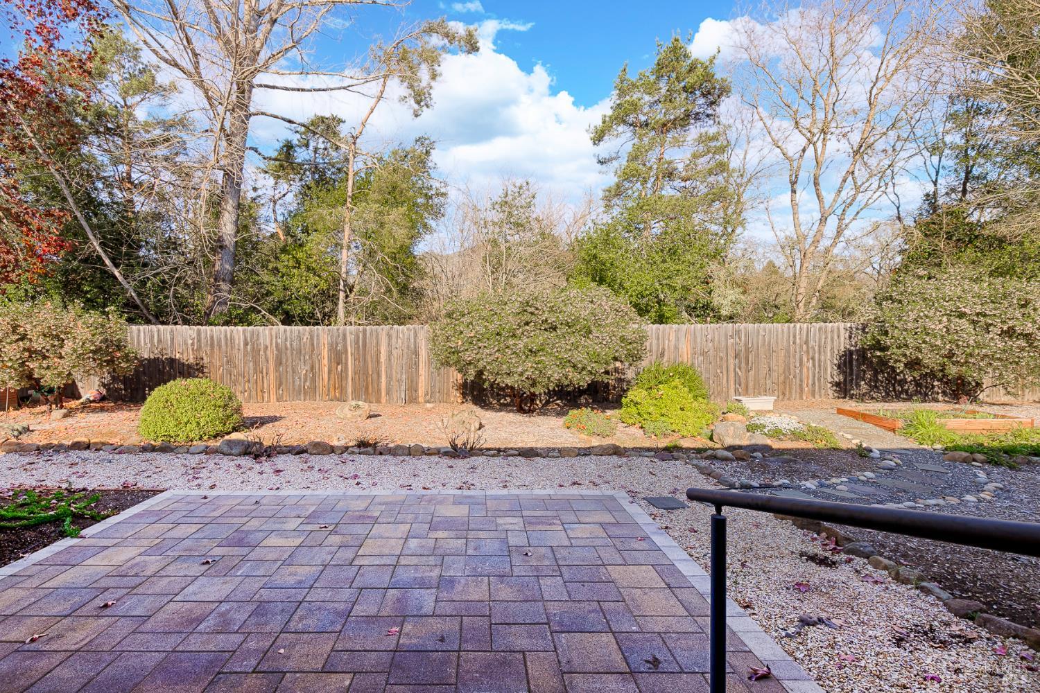 8902 Oak Trail Drive