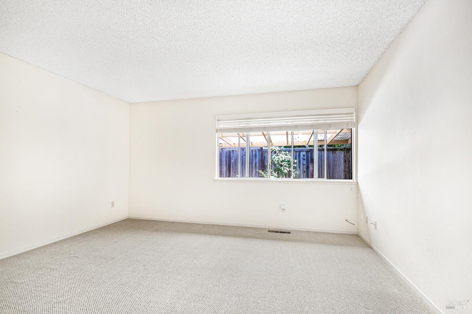 138 Oak Shadow Drive