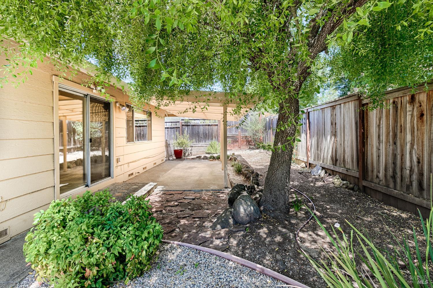 138 Oak Shadow Drive
