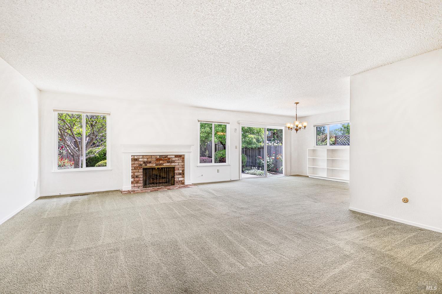 266 Mountain Vista Lane