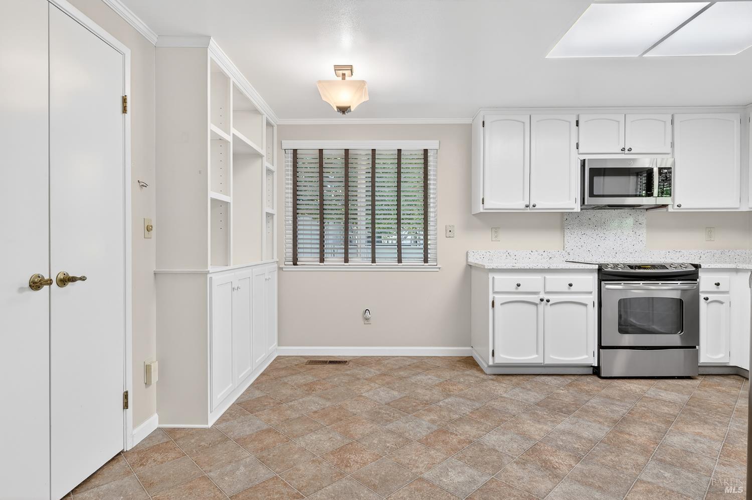 358 Twin Lakes Drive