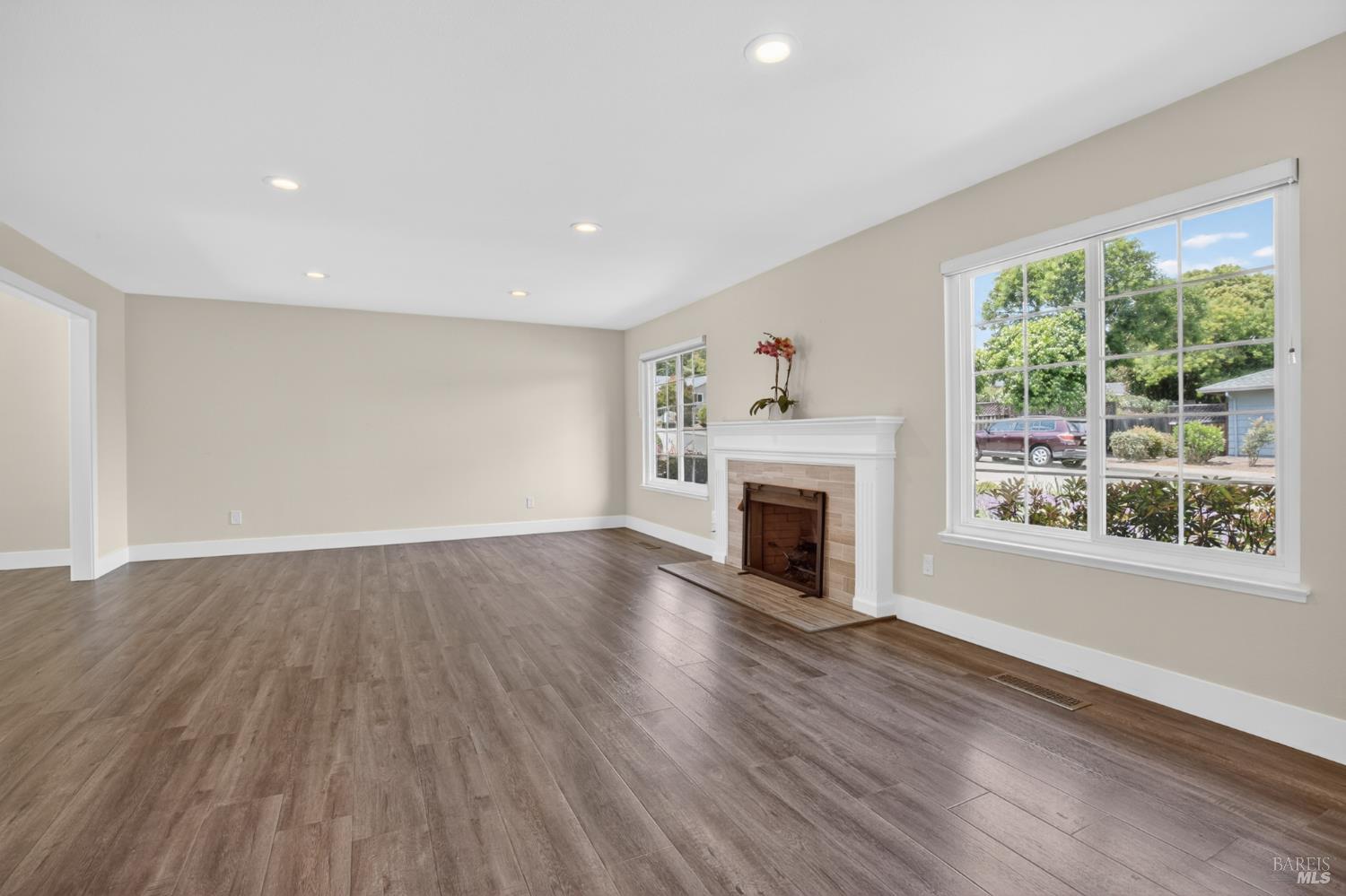 469 Oak Vista Drive