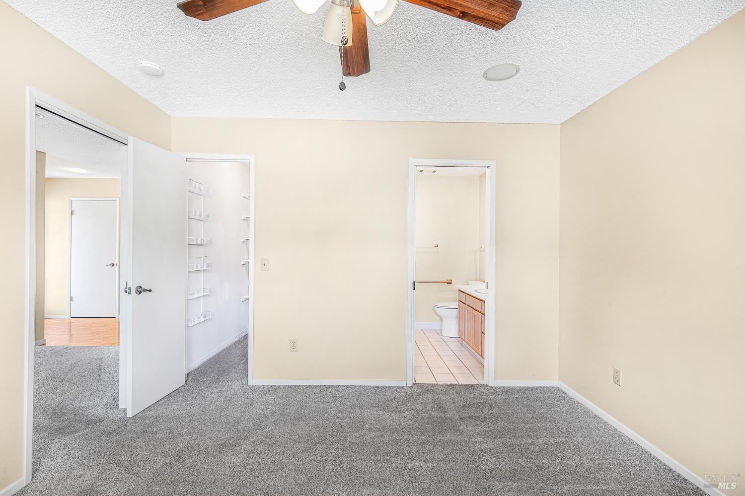 1 Meadowgreen Court