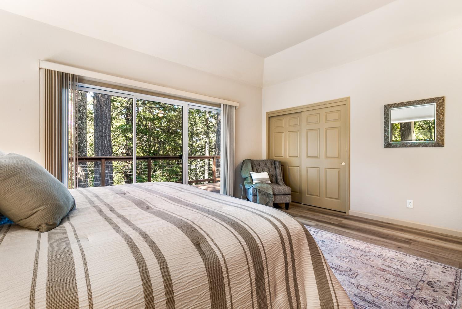1015 Oak Mesa Drive