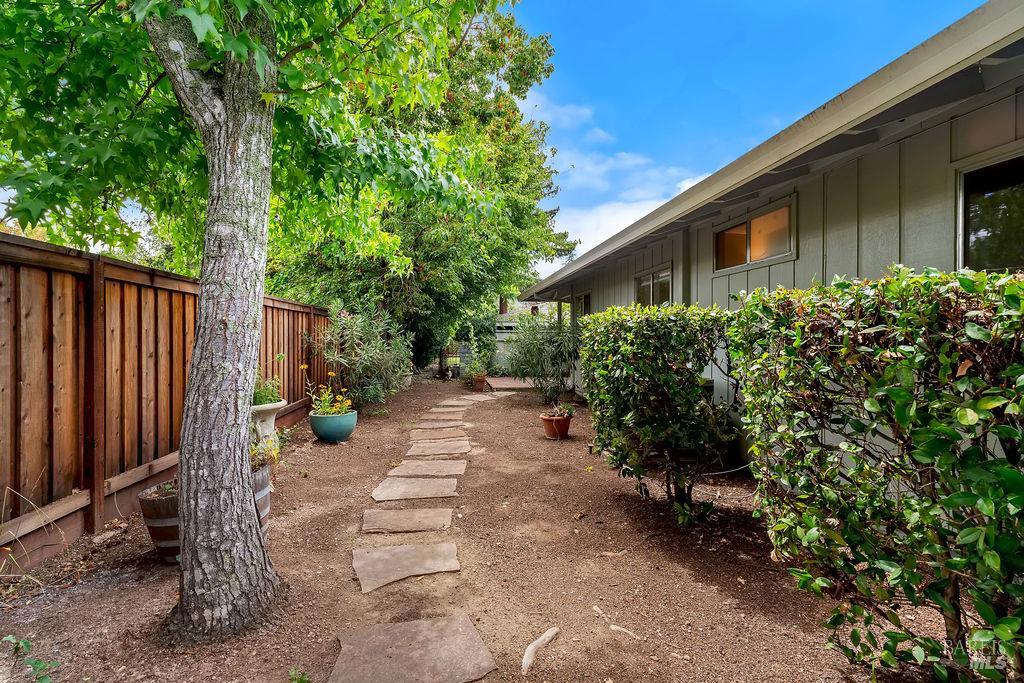 172 White Oak Drive