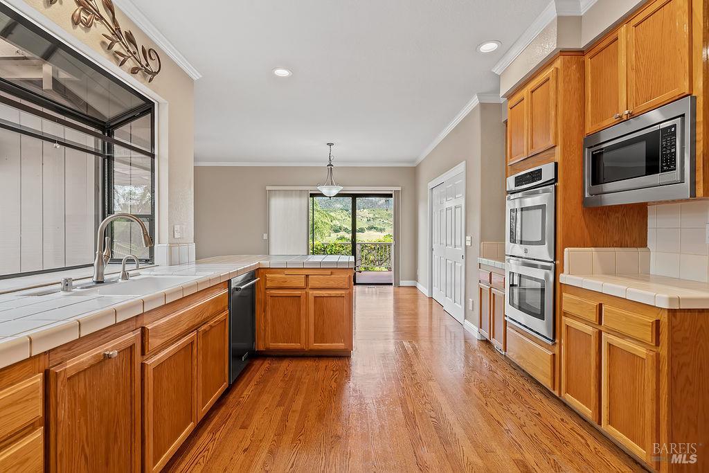 6283 Meadowbreeze Court